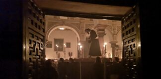 Traslado de Nuestro Padre Jesús Nazareno a su altar de Quinario