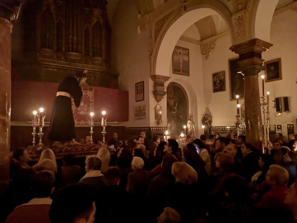 Traslado de Nuestro Padre Jesús Nazareno a su altar de Quinario 2019