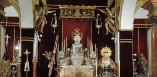 Altar para la celebración de los cultos de la Semana Santa de 2021